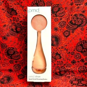 PMD CLEAN SMART FACIAL CLEANSING DEVICE